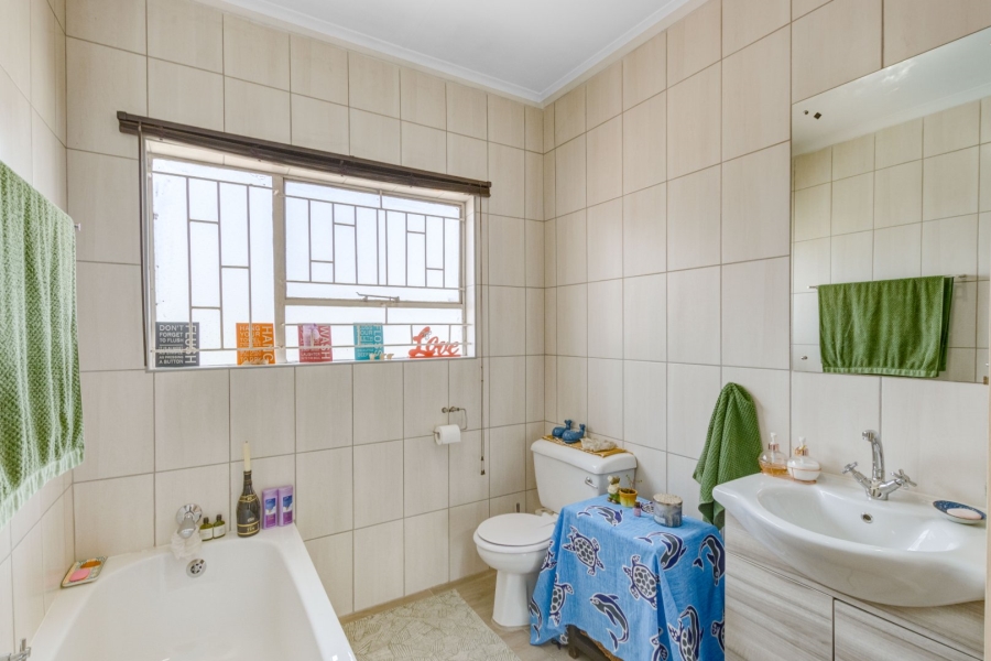 4 Bedroom Property for Sale in Sunward Park Gauteng