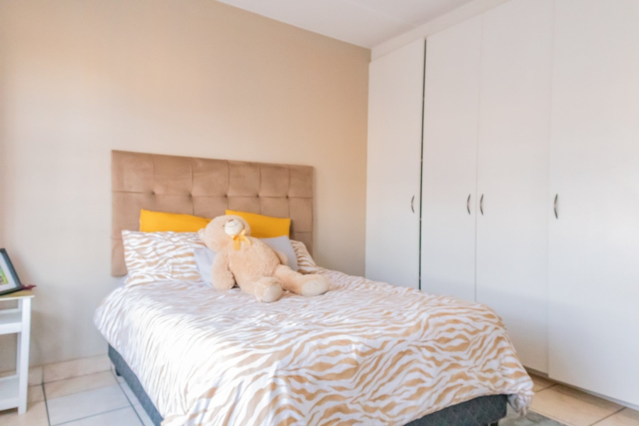 1 Bedroom Property for Sale in Honeypark Gauteng