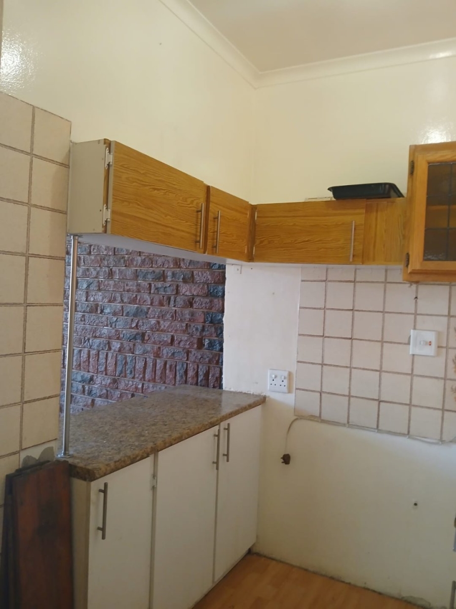 1 Bedroom Property for Sale in Hermanstad Gauteng