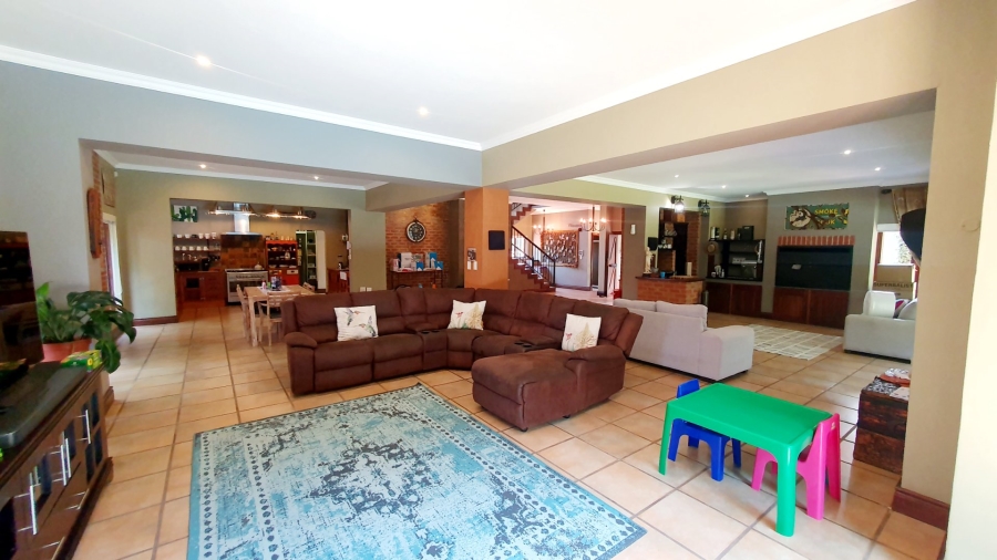 To Let 4 Bedroom Property for Rent in The Wilds Gauteng