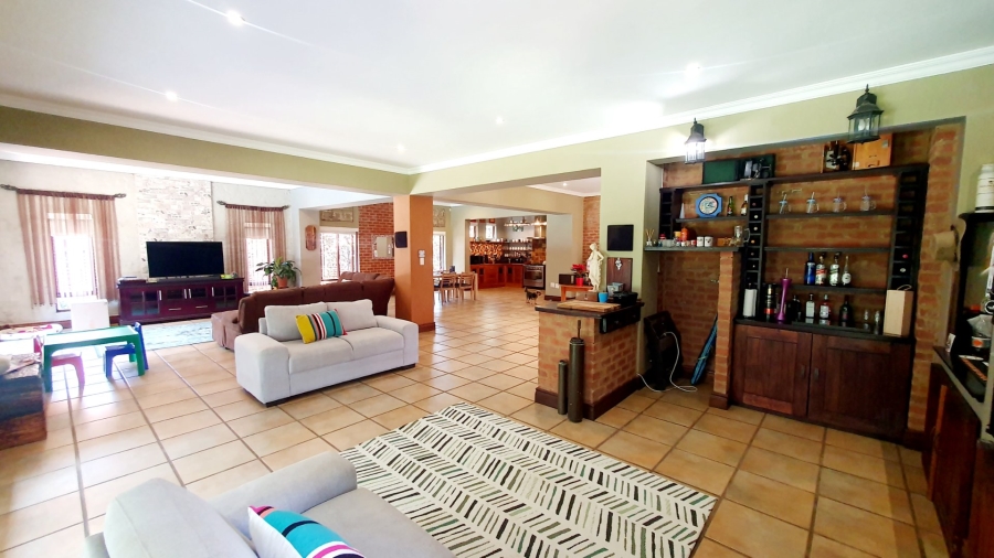 To Let 4 Bedroom Property for Rent in The Wilds Gauteng