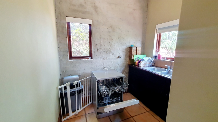 To Let 4 Bedroom Property for Rent in The Wilds Gauteng