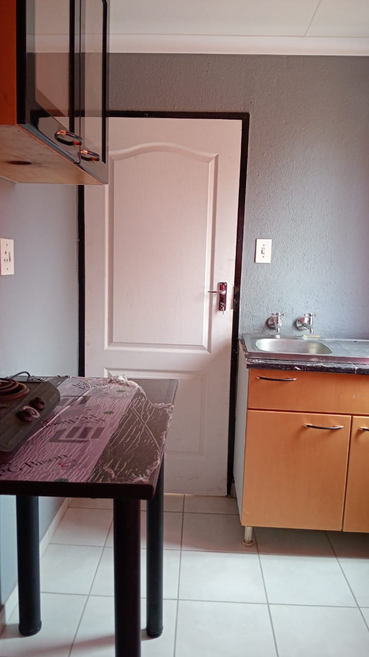 2 Bedroom Property for Sale in Soshanguve FF Gauteng