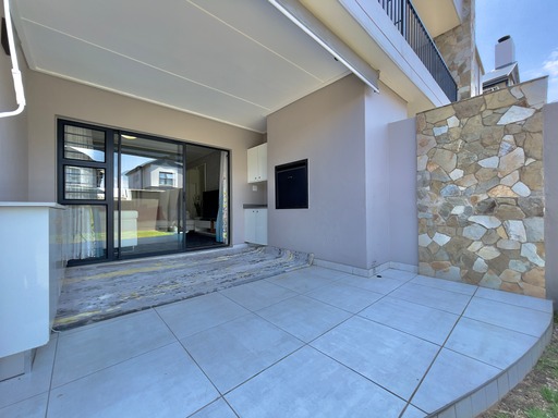 To Let 3 Bedroom Property for Rent in The Polofields Gauteng