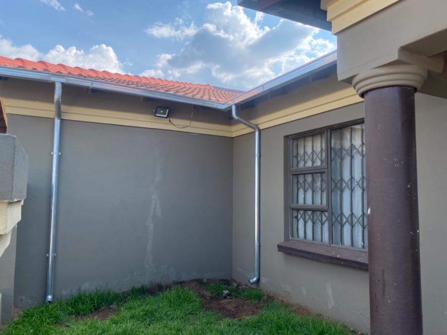 4 Bedroom Property for Sale in Reigerpark Gauteng