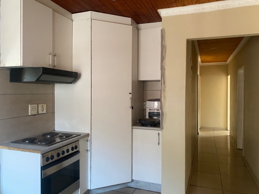 4 Bedroom Property for Sale in Reigerpark Gauteng