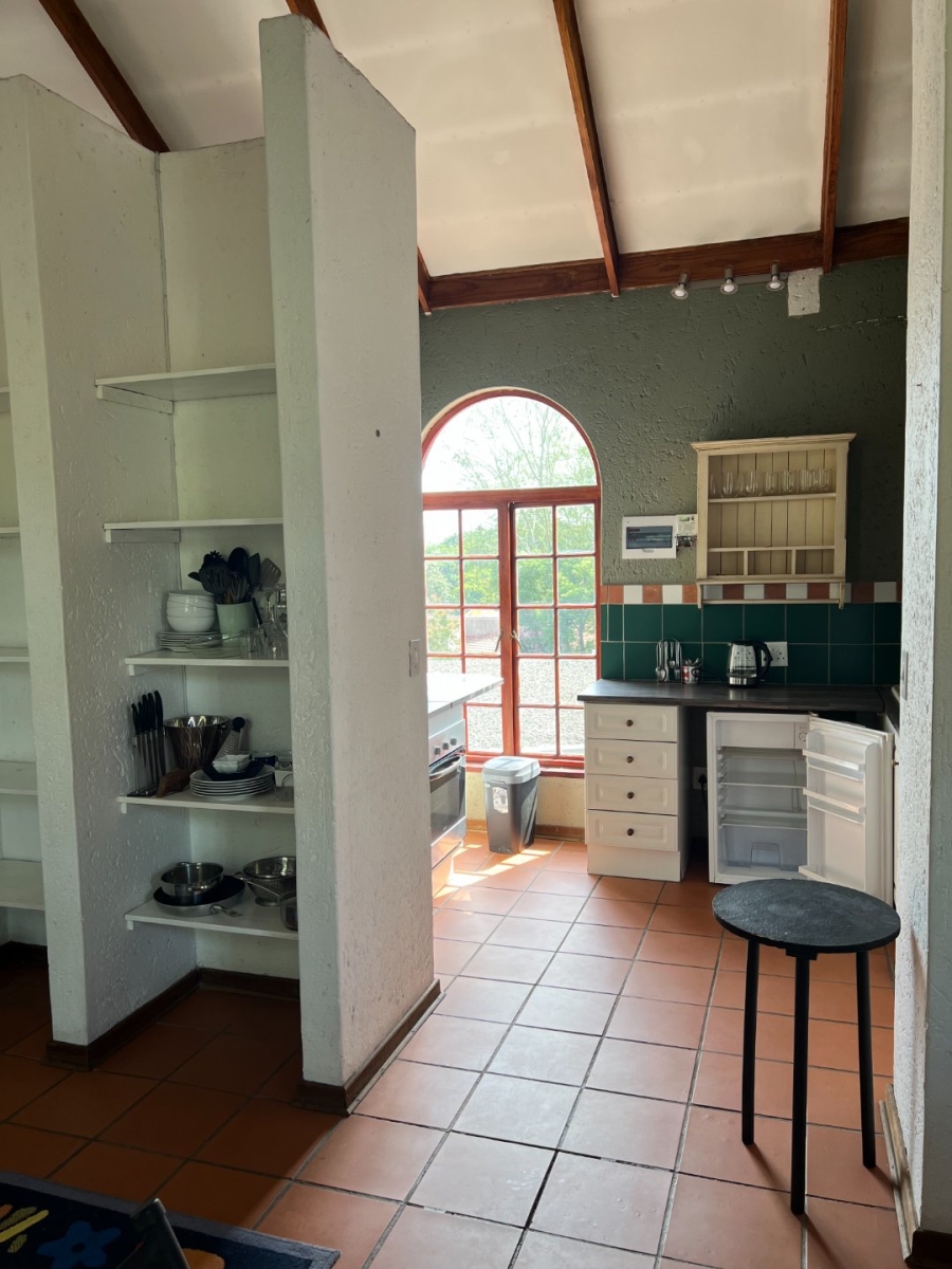 To Let 1 Bedroom Property for Rent in Fourways Gardens Gauteng