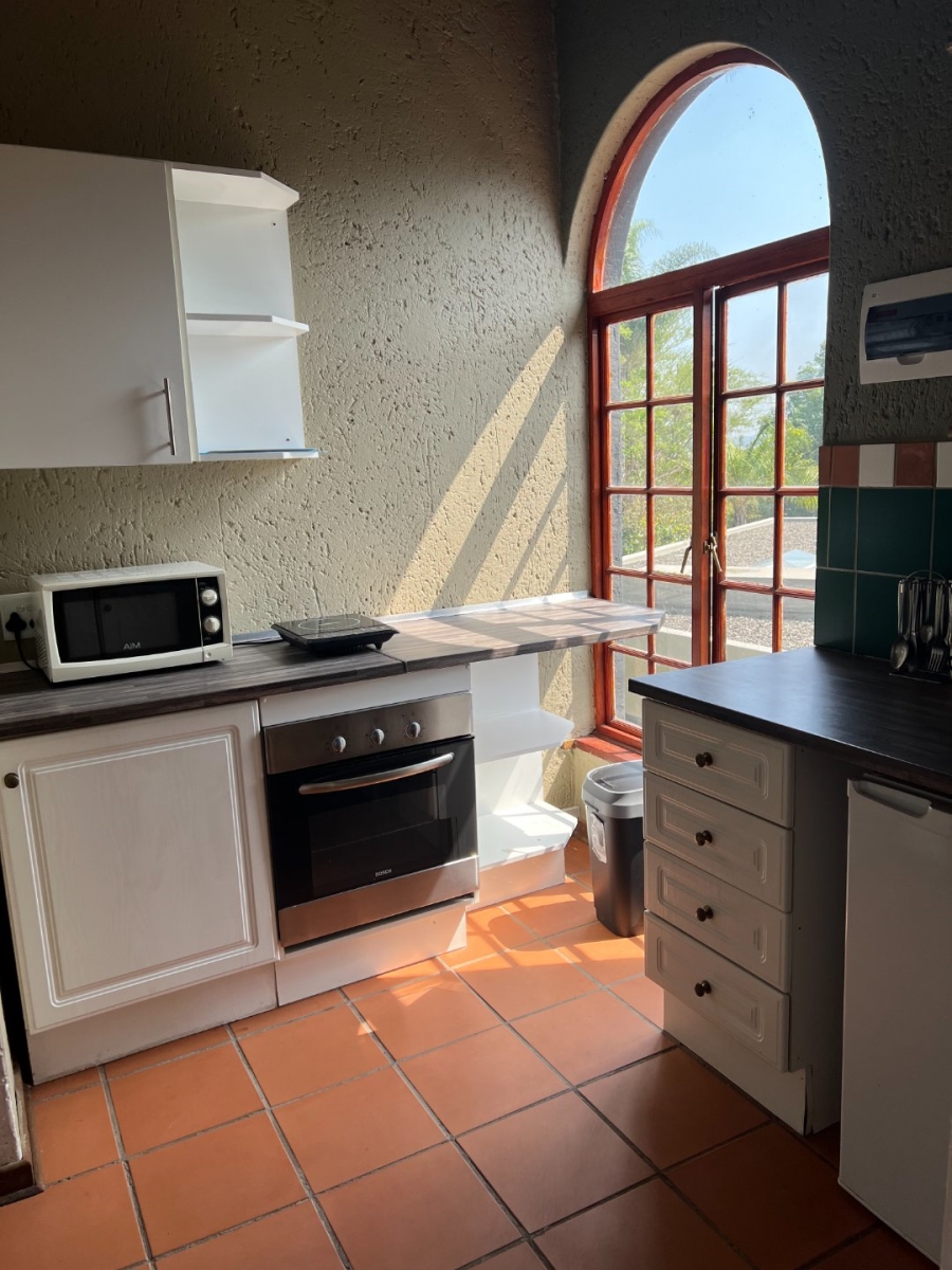 To Let 1 Bedroom Property for Rent in Fourways Gardens Gauteng