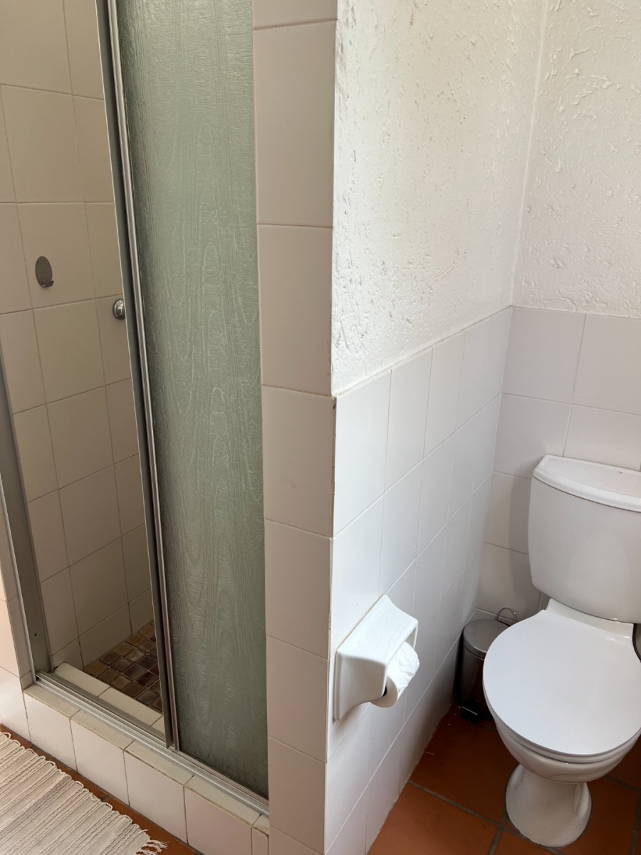 To Let 1 Bedroom Property for Rent in Fourways Gardens Gauteng