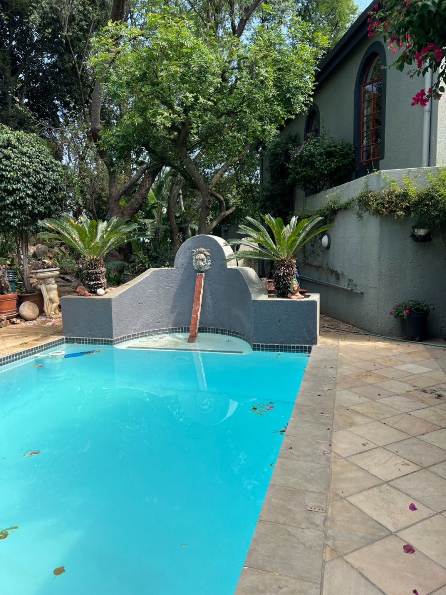 To Let 1 Bedroom Property for Rent in Fourways Gardens Gauteng