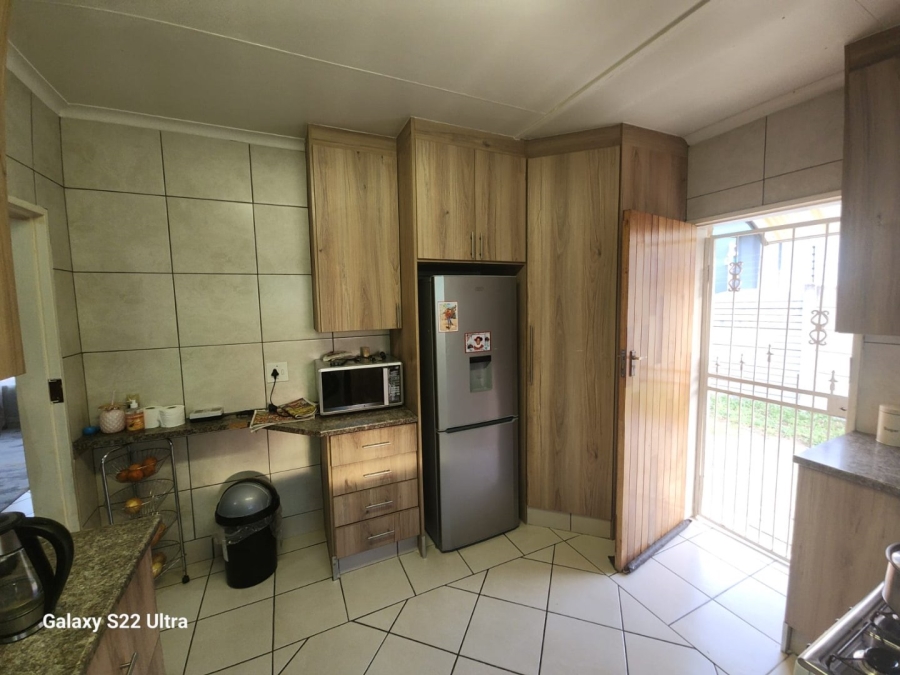 To Let 4 Bedroom Property for Rent in Kempton Park West Gauteng