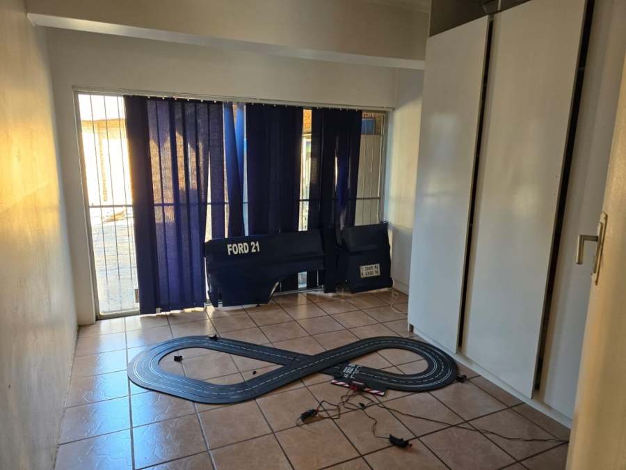 4 Bedroom Property for Sale in Witfield Gauteng