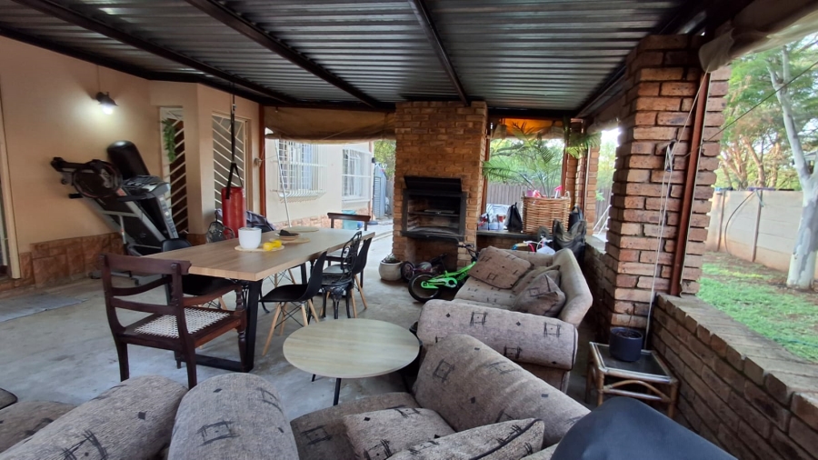 3 Bedroom Property for Sale in Doornpoort Gauteng