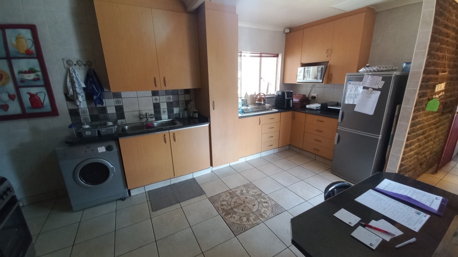 4 Bedroom Property for Sale in Mindalore Gauteng