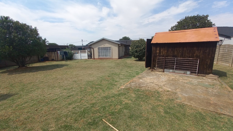 4 Bedroom Property for Sale in Mindalore Gauteng