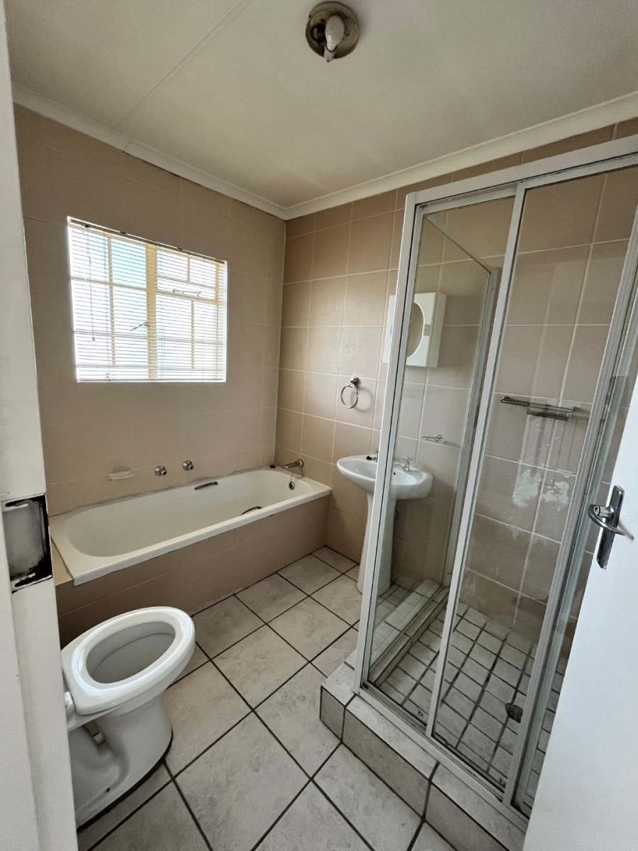 3 Bedroom Property for Sale in Kyalami Ah Gauteng