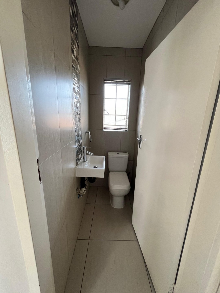 3 Bedroom Property for Sale in Kyalami Ah Gauteng