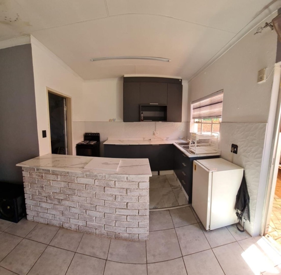 To Let 1 Bedroom Property for Rent in Noordheuwel Gauteng