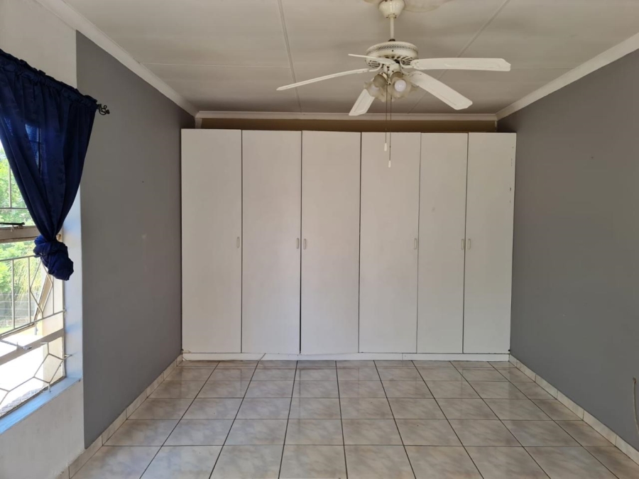 To Let 1 Bedroom Property for Rent in Noordheuwel Gauteng