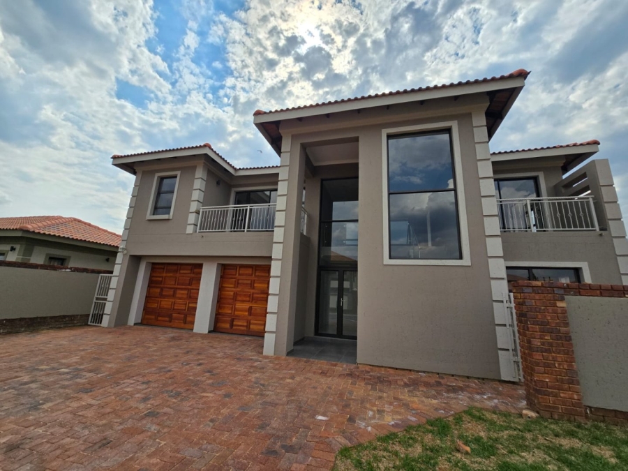 4 Bedroom Property for Sale in Comet Gauteng