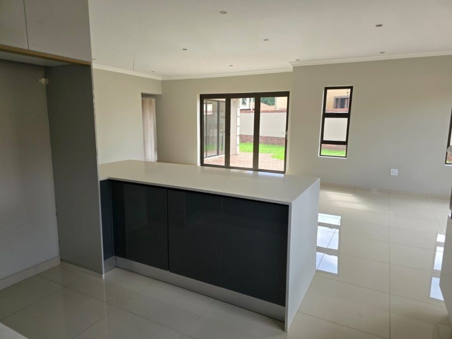 4 Bedroom Property for Sale in Comet Gauteng