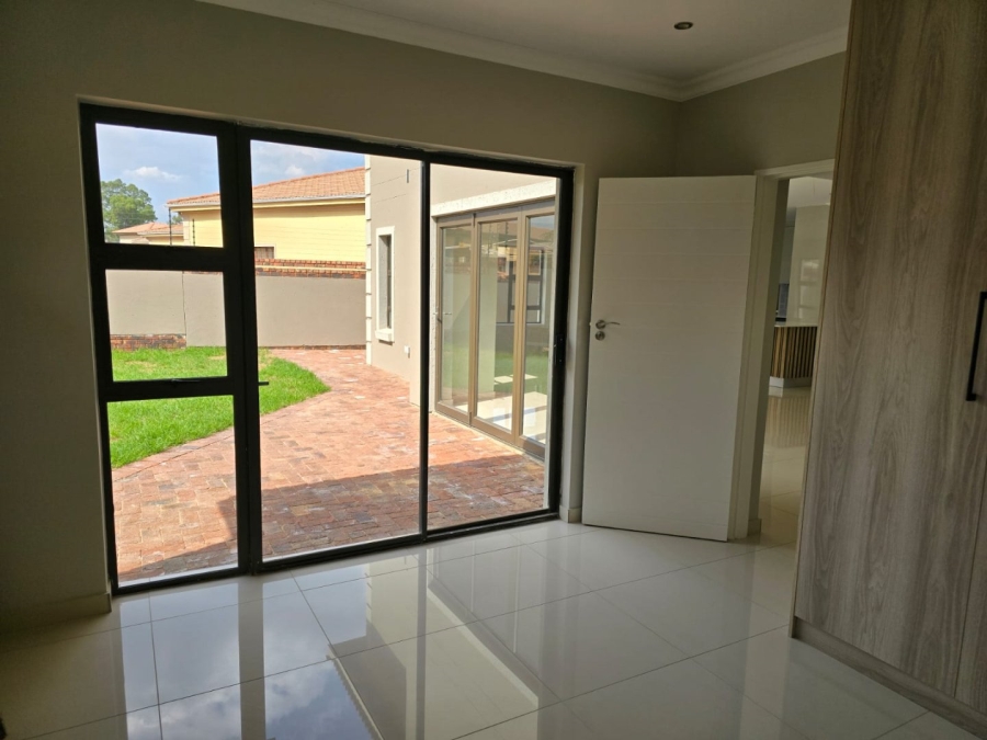 4 Bedroom Property for Sale in Comet Gauteng