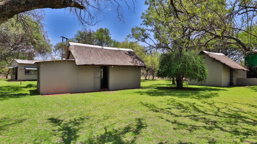 5 Bedroom Property for Sale in Dinokeng Game Reserve Gauteng