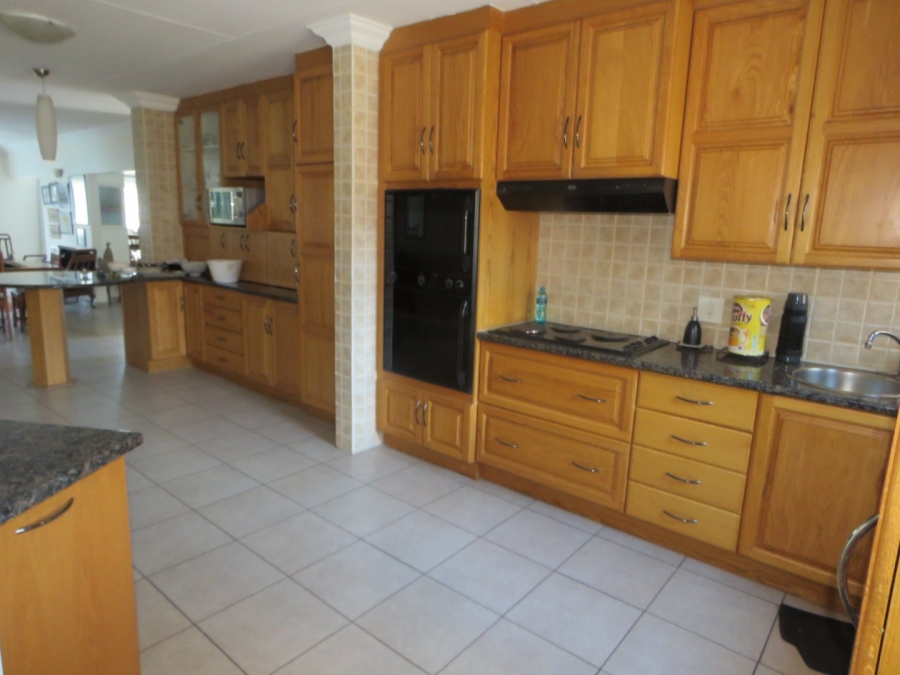 3 Bedroom Property for Sale in Amberfield Gauteng