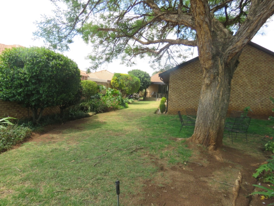 3 Bedroom Property for Sale in Amberfield Gauteng