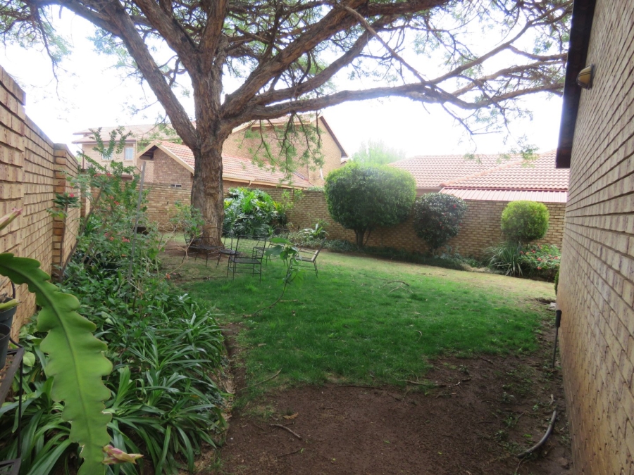 3 Bedroom Property for Sale in Amberfield Gauteng