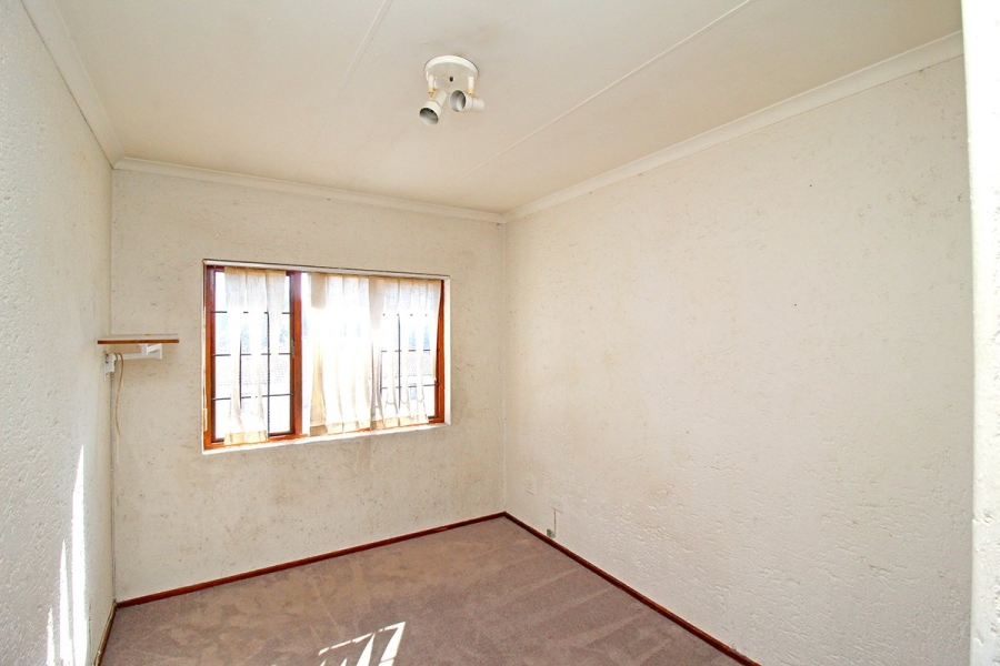 1 Bedroom Property for Sale in Observatory Gauteng