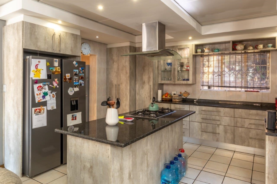 3 Bedroom Property for Sale in Sundowner Gauteng