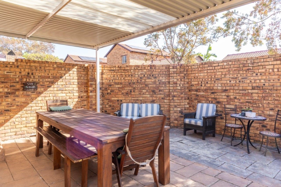 3 Bedroom Property for Sale in Sundowner Gauteng