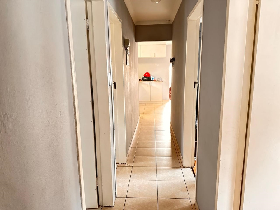 4 Bedroom Property for Sale in Lenasia South Gauteng