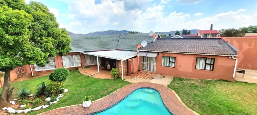 4 Bedroom Property for Sale in Alan Manor Gauteng