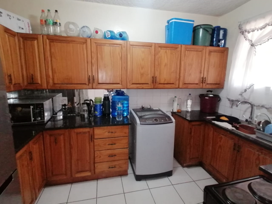 2 Bedroom Property for Sale in Vanderbijlpark CW 2 Gauteng