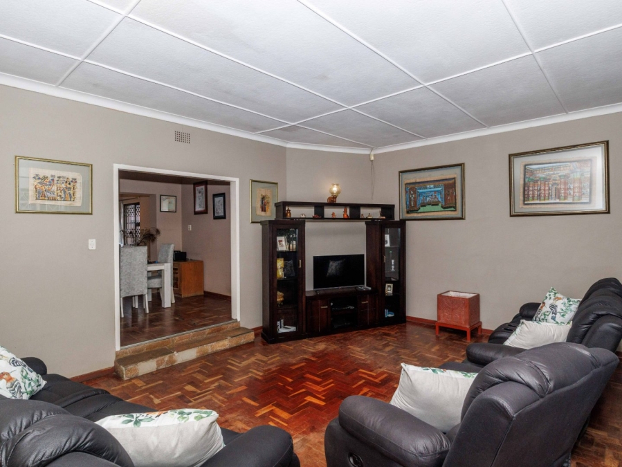  Bedroom Property for Sale in Edenvale Central Gauteng