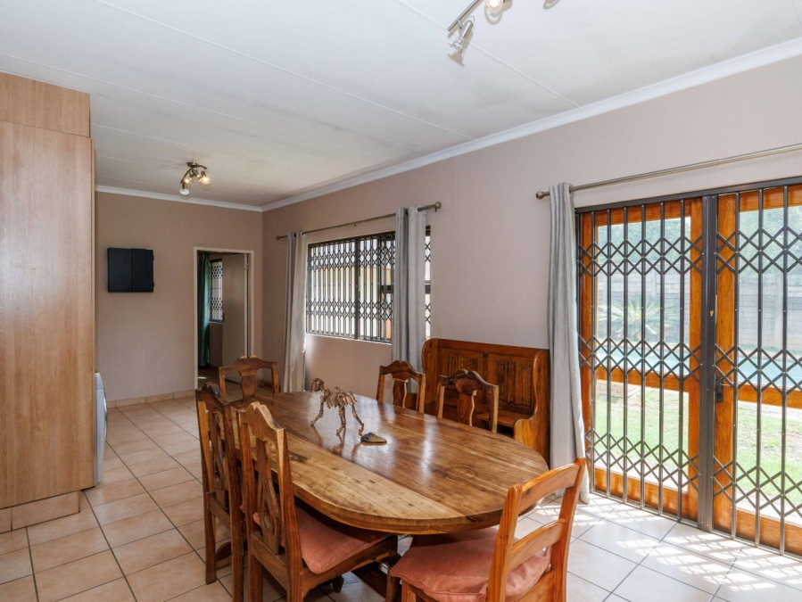  Bedroom Property for Sale in Edenvale Central Gauteng