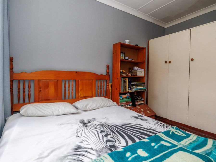  Bedroom Property for Sale in Edenvale Central Gauteng