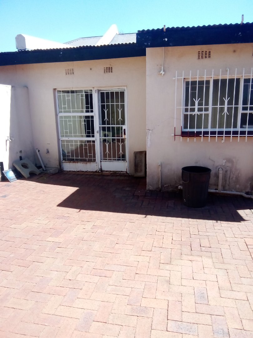 4 Bedroom Property for Sale in Brixton Gauteng