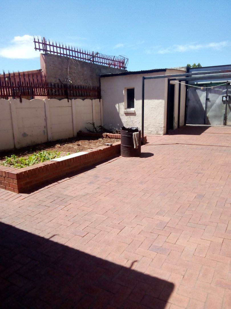 4 Bedroom Property for Sale in Brixton Gauteng