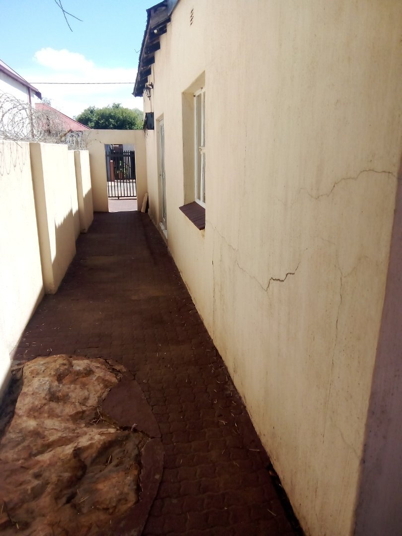 4 Bedroom Property for Sale in Brixton Gauteng