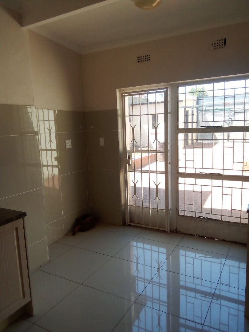 4 Bedroom Property for Sale in Brixton Gauteng