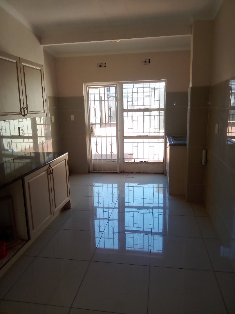 4 Bedroom Property for Sale in Brixton Gauteng