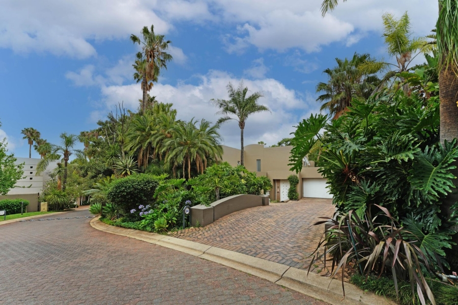 5 Bedroom Property for Sale in Sandhurst Gauteng