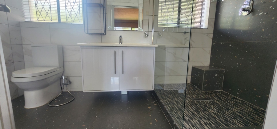 To Let 3 Bedroom Property for Rent in Highlands North Gauteng