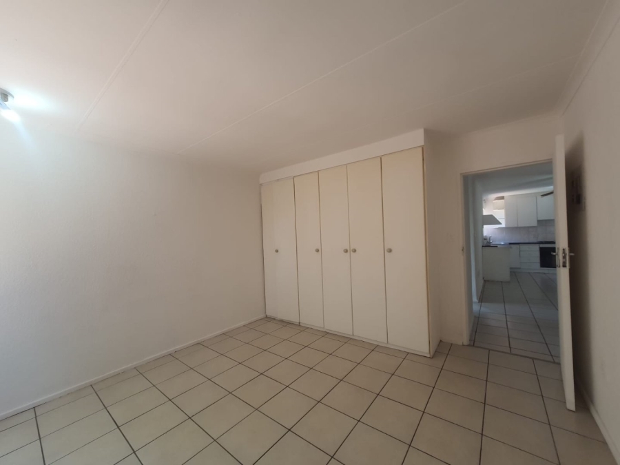 2 Bedroom Property for Sale in Groblerpark Gauteng