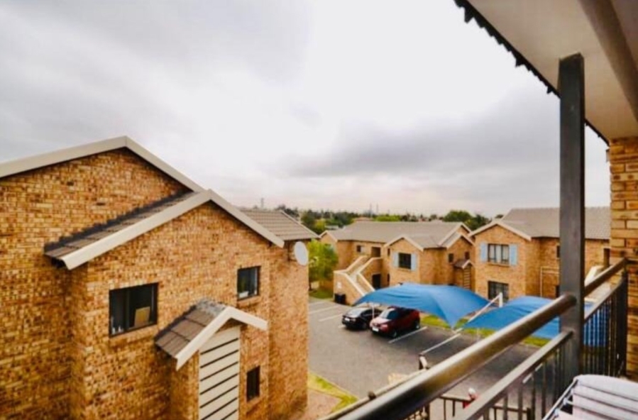 To Let 2 Bedroom Property for Rent in South Crest Gauteng