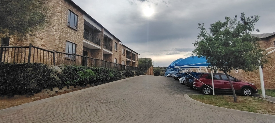 To Let 2 Bedroom Property for Rent in South Crest Gauteng