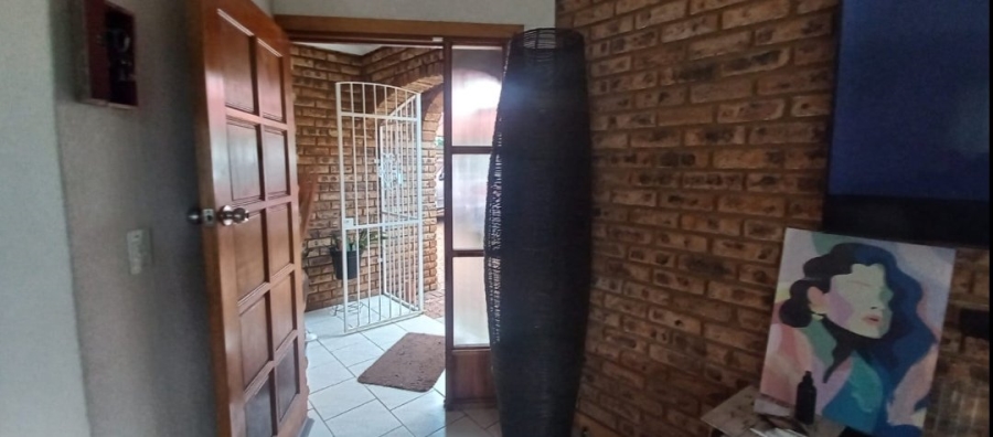 To Let 3 Bedroom Property for Rent in Edelweiss Gauteng